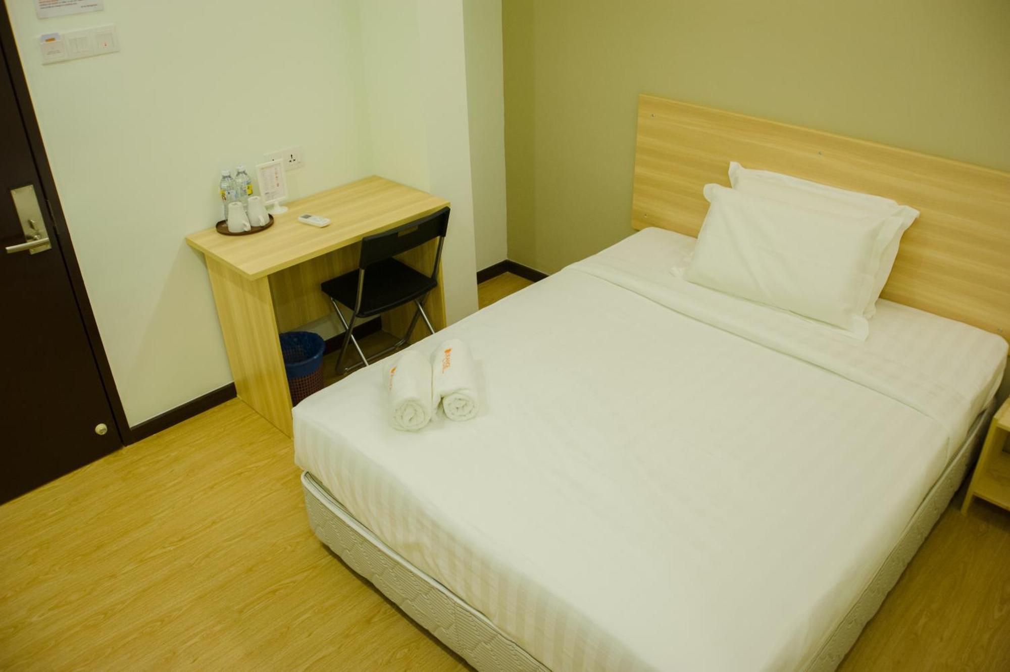 1Orange Hotel Sri Petaling Куала-Лумпур Номер фото